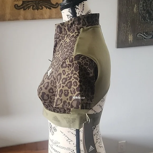 🔆Adidas Camo Crop Zip Tee🔆 - Picture 4 of 5